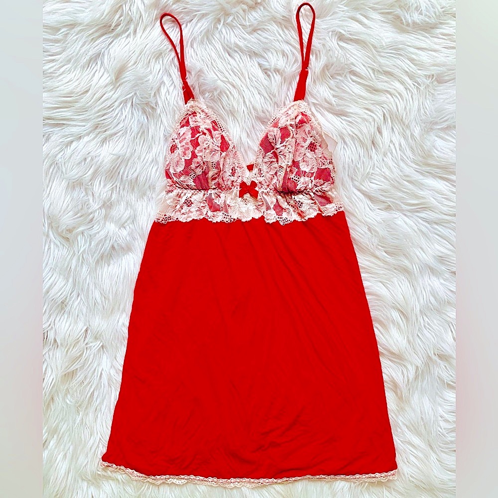 Victoria's Secret Red and Cream Lace Lingerie Chemise